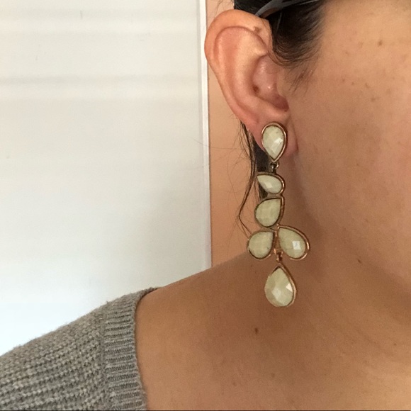 Amrita Singh Sunset Earrings - Picture 2 of 4